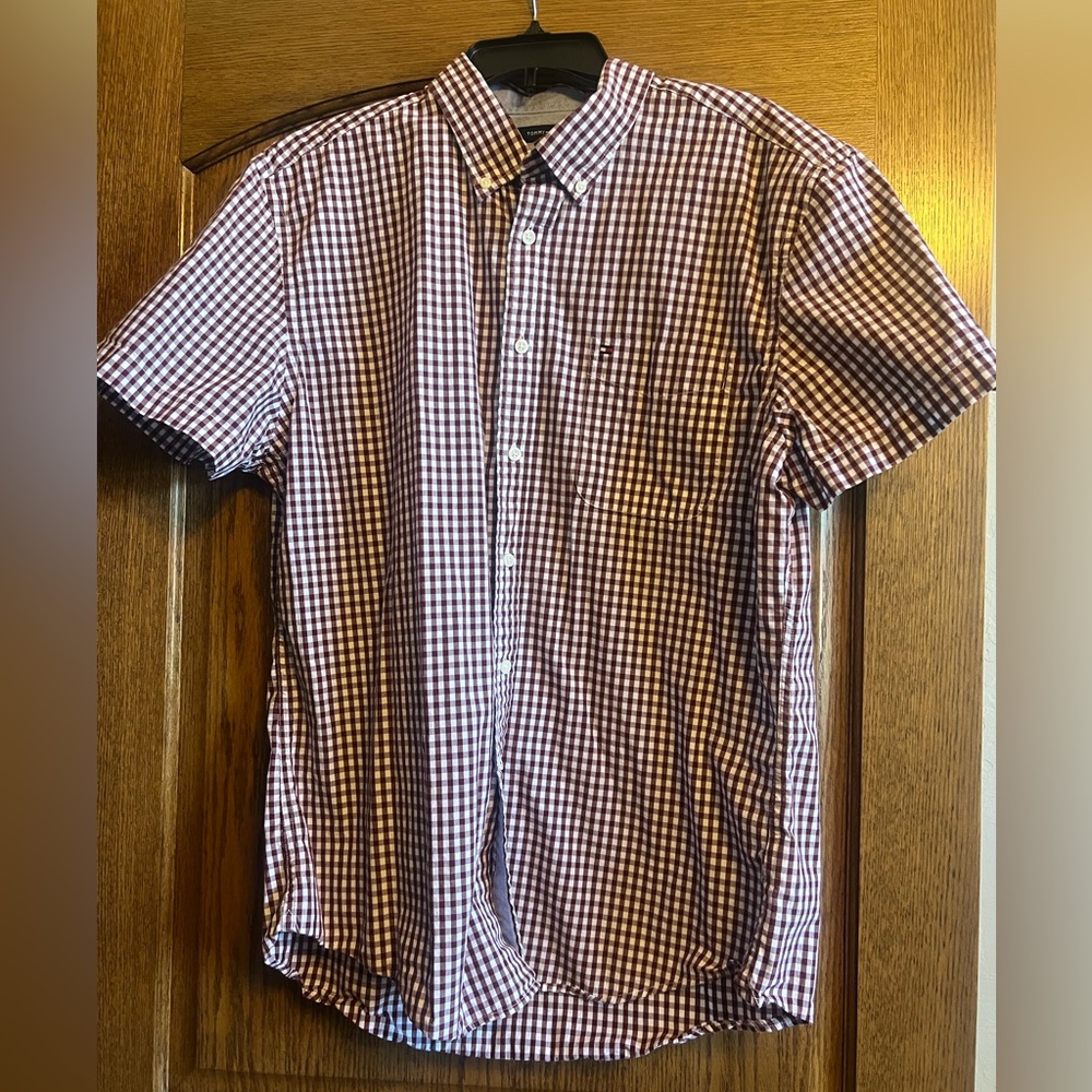 Tommy Hilfiger Short-Sleeve Gingham Button-Down Shirt - Red & White
